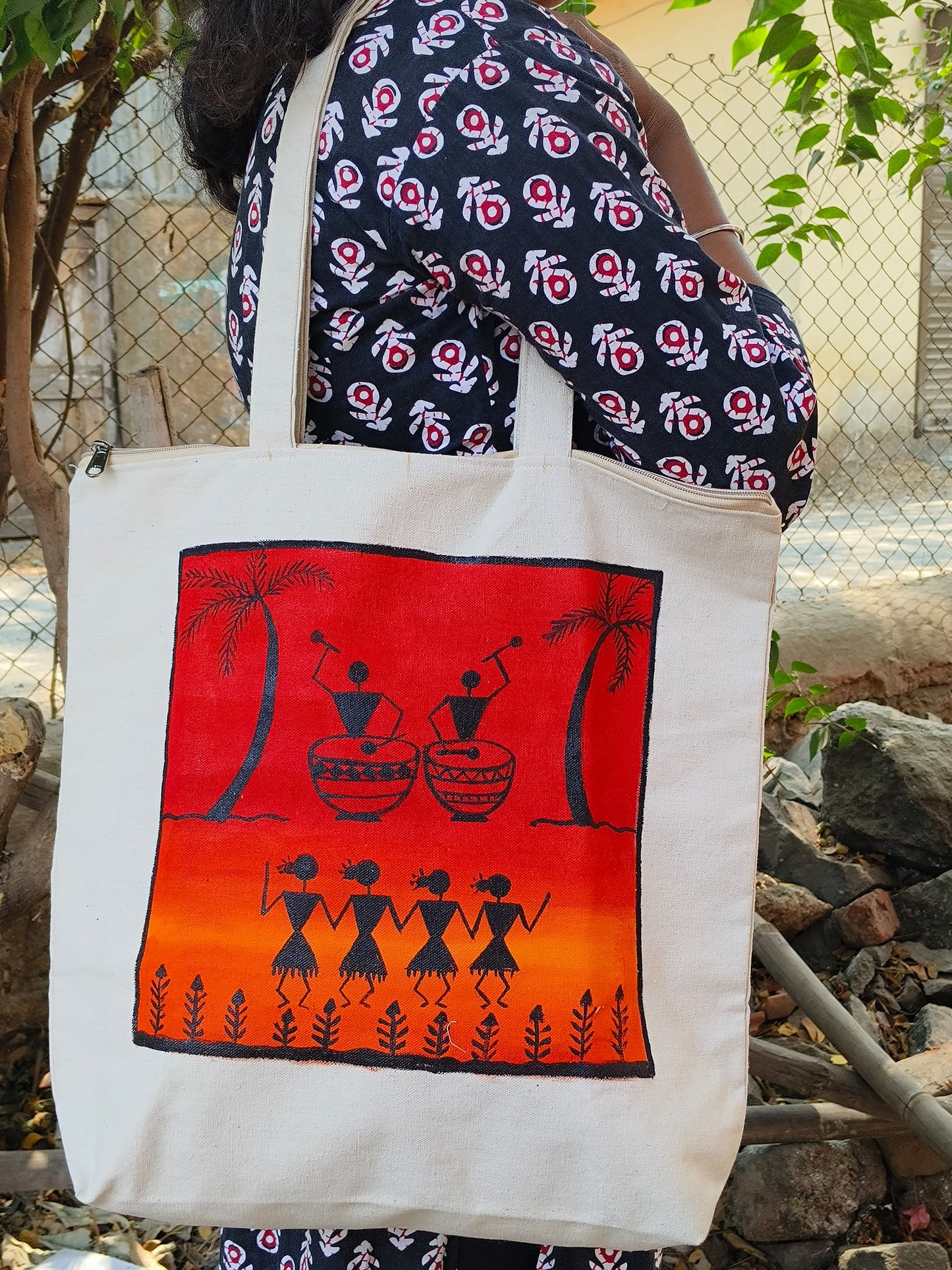 Beautiful warli wedding theme